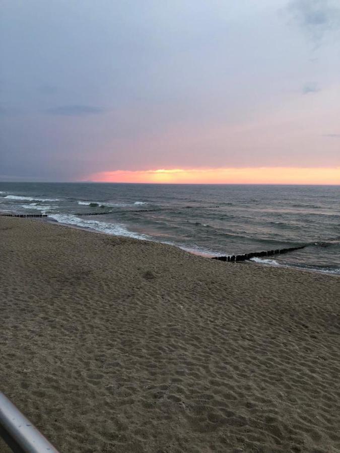 Osrodek Wczasowy Olenka Villa Sarbinowo Exteriör bild